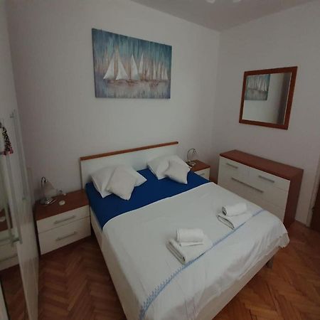Apartment Miro Kaštela エクステリア 写真