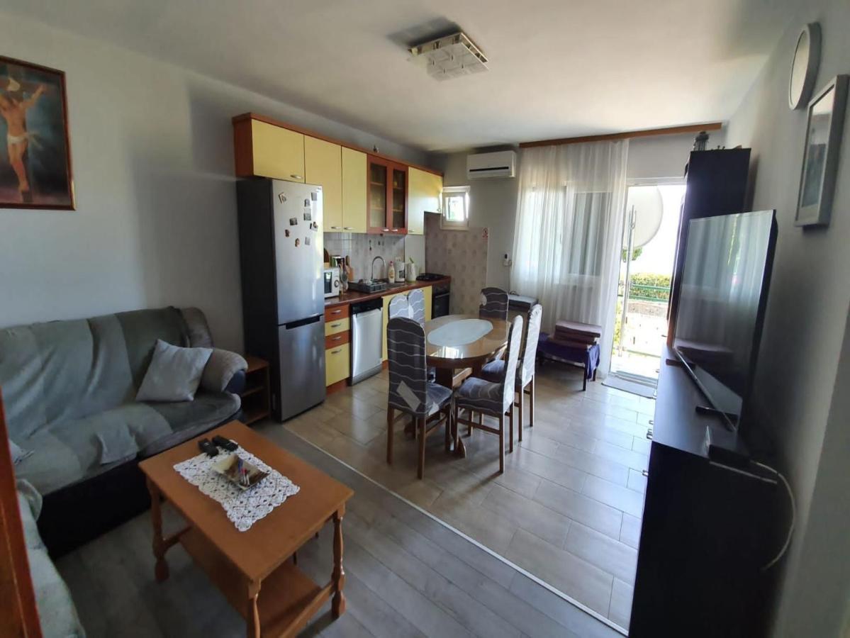 Apartment Miro Kaštela エクステリア 写真