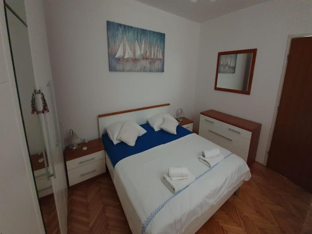 Apartment Miro Kaštela エクステリア 写真